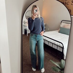 Kimes Ranch Olivia Jeans in Blue in a size 4/30 (Brand New with Tags)